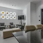 Aparthotel Divine &