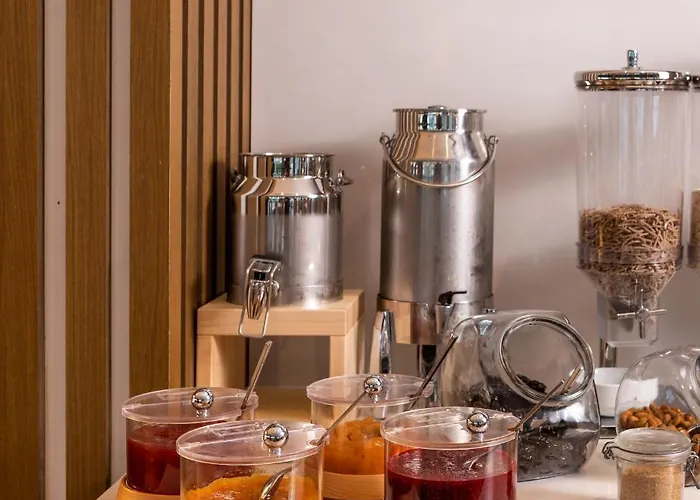 Divine & Aparthotel 4*