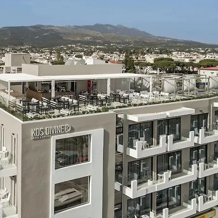 Hotel de apartamente Divine & 4*