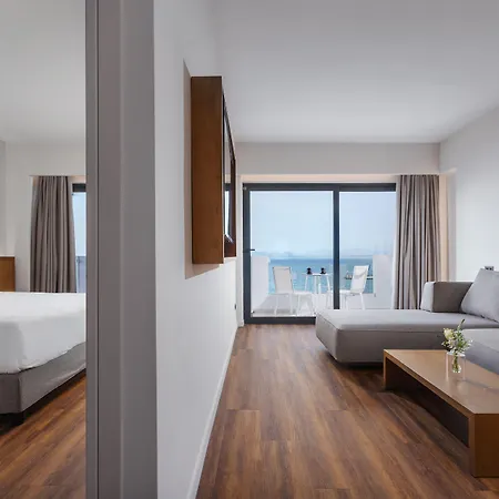 Divine & İstanköy