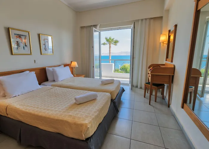 Divine & Apartmanhotel 4*